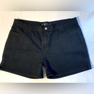 C’est Toi Black shorts size 3 XL